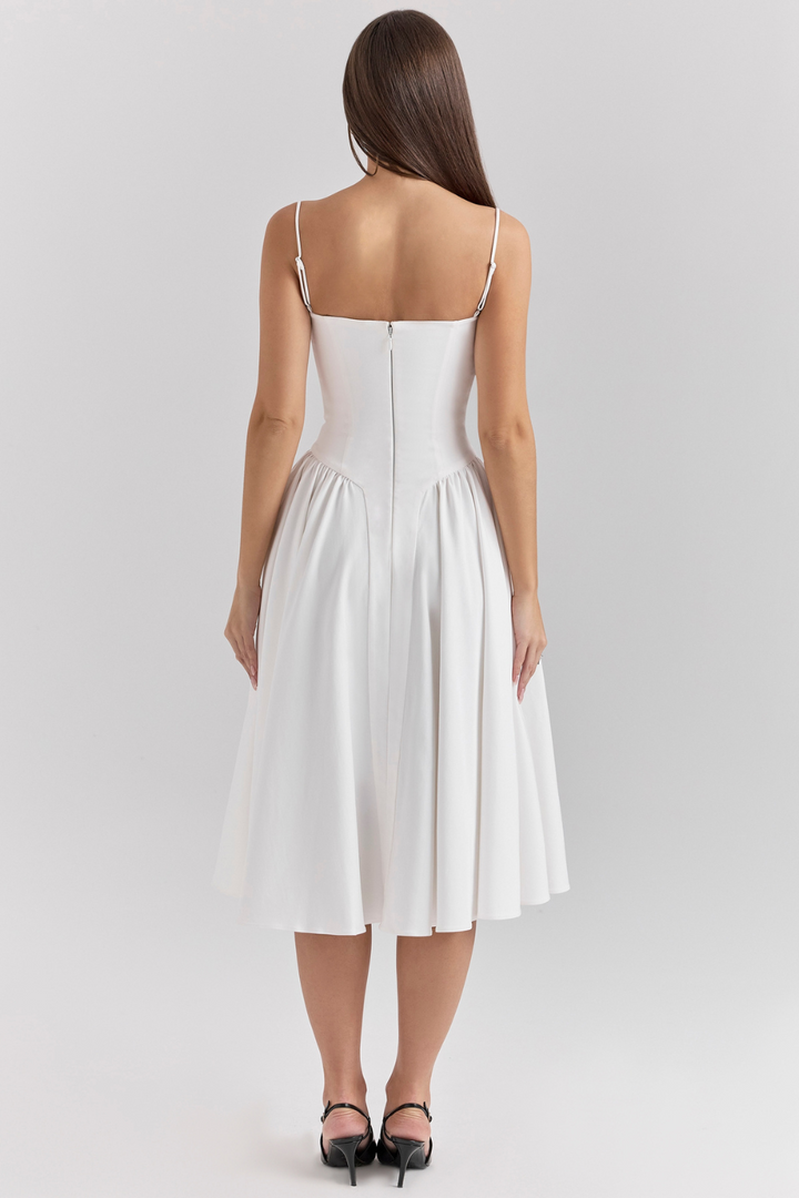 Seraphina – Maxikleid aus gerafftem Satin