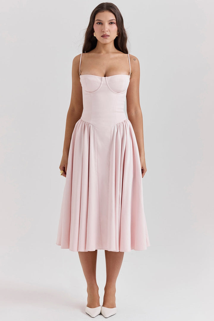 Seraphina – Maxikleid aus gerafftem Satin